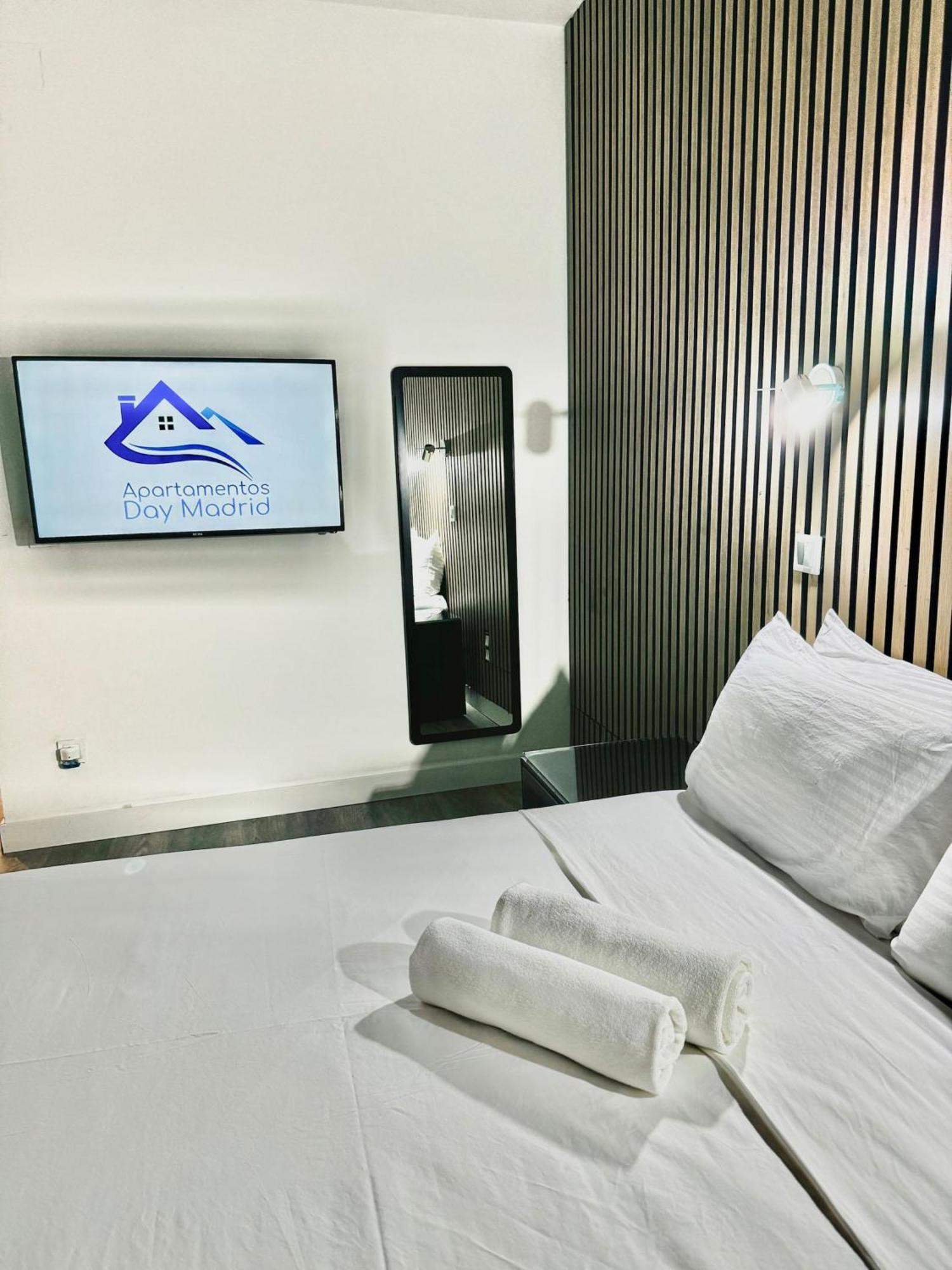 Apartamentos Day Madrid Callao Centro Gran Via Sol Malasana Dış mekan fotoğraf