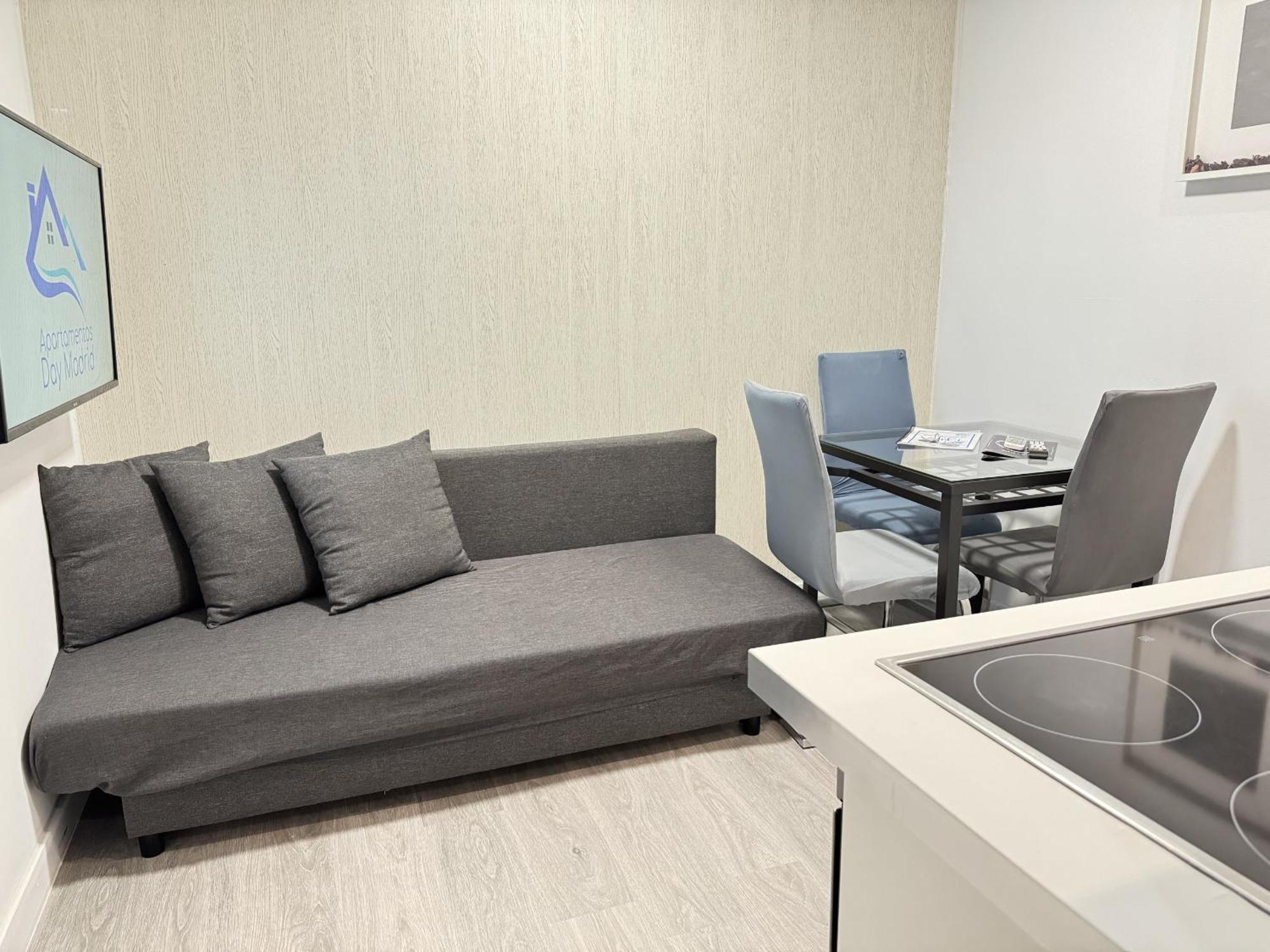 Apartamentos Day Madrid Callao Centro Gran Via Sol Malasana Dış mekan fotoğraf