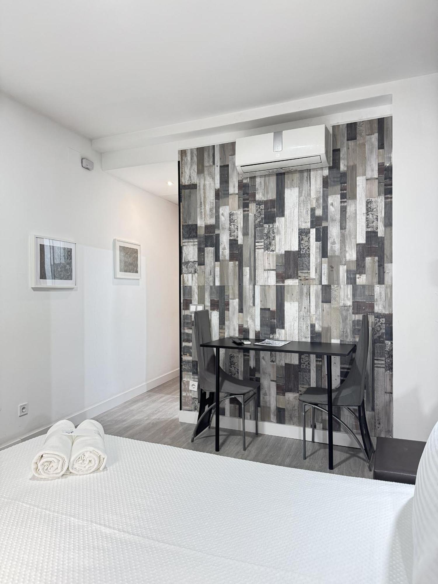 Apartamentos Day Madrid Callao Centro Gran Via Sol Malasana Dış mekan fotoğraf