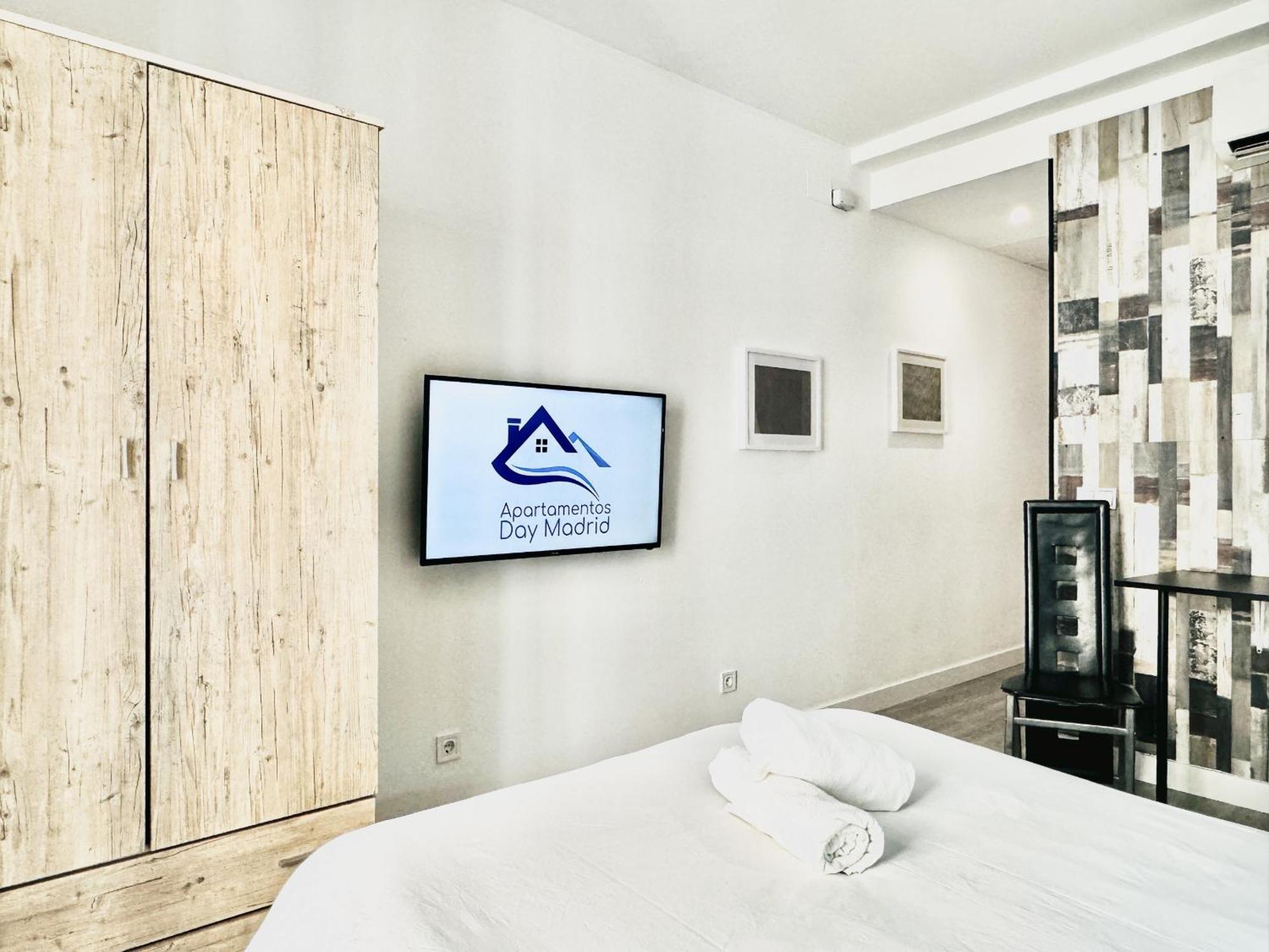 Apartamentos Day Madrid Callao Centro Gran Via Sol Malasana Dış mekan fotoğraf