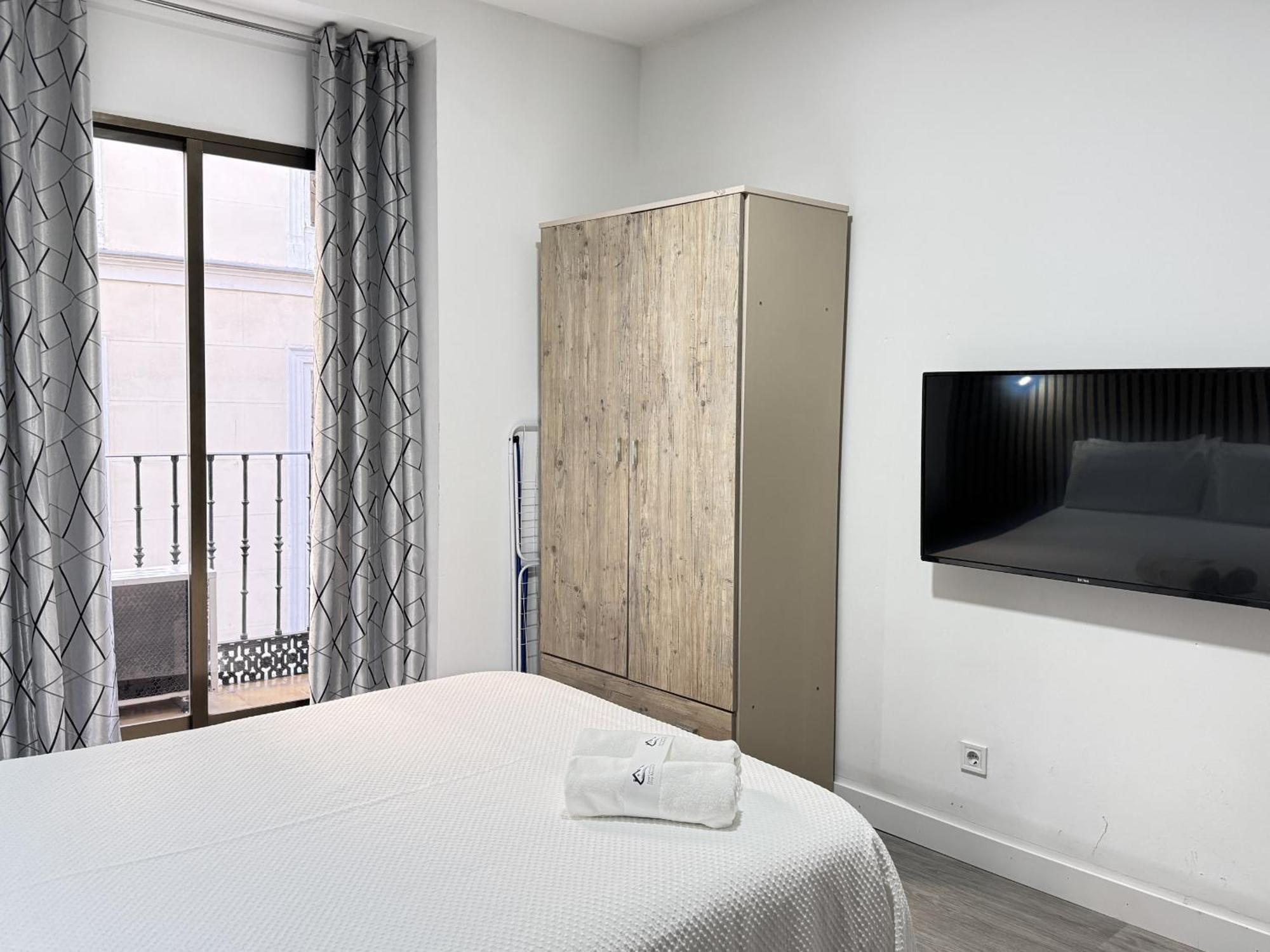 Apartamentos Day Madrid Callao Centro Gran Via Sol Malasana Dış mekan fotoğraf